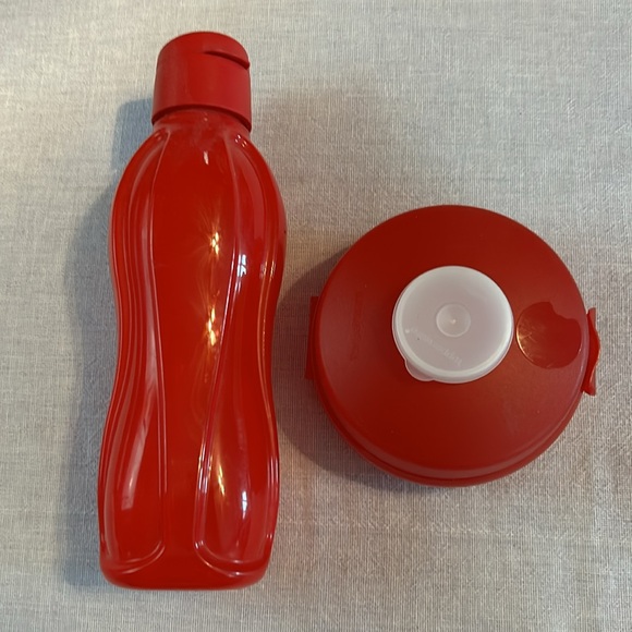 Tupperware lunch set. - Picture 2 of 10